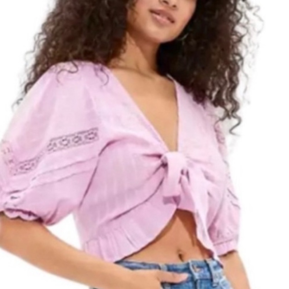 American Eagle Tie Front Blouse